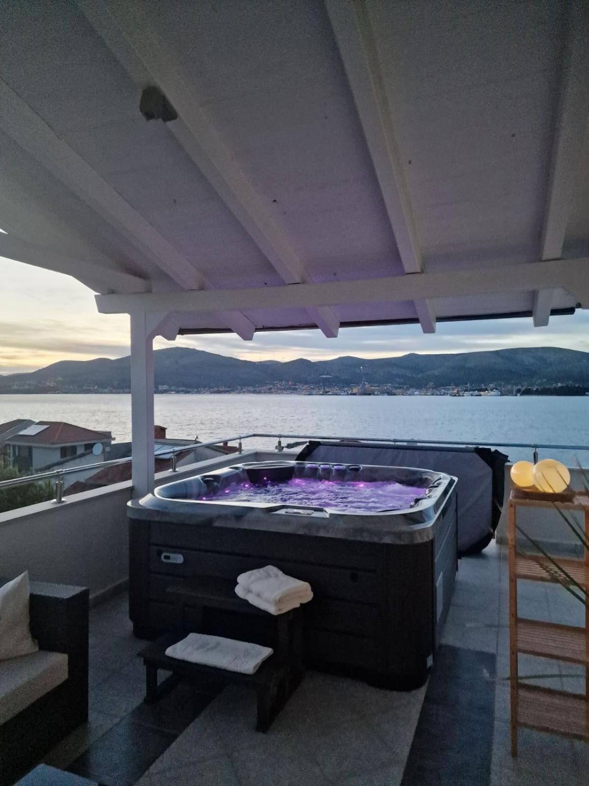 Luxury Apartments Silva With Sea View Okrug Gornji Dış mekan fotoğraf